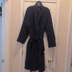 NWOT American Essentials collection Terry cloth robe